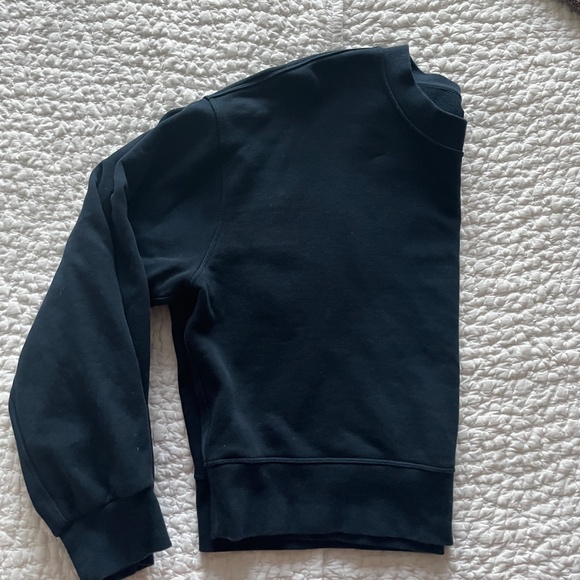 Lululemon scuba pullover size 8 size 6 - Picture 3 of 3